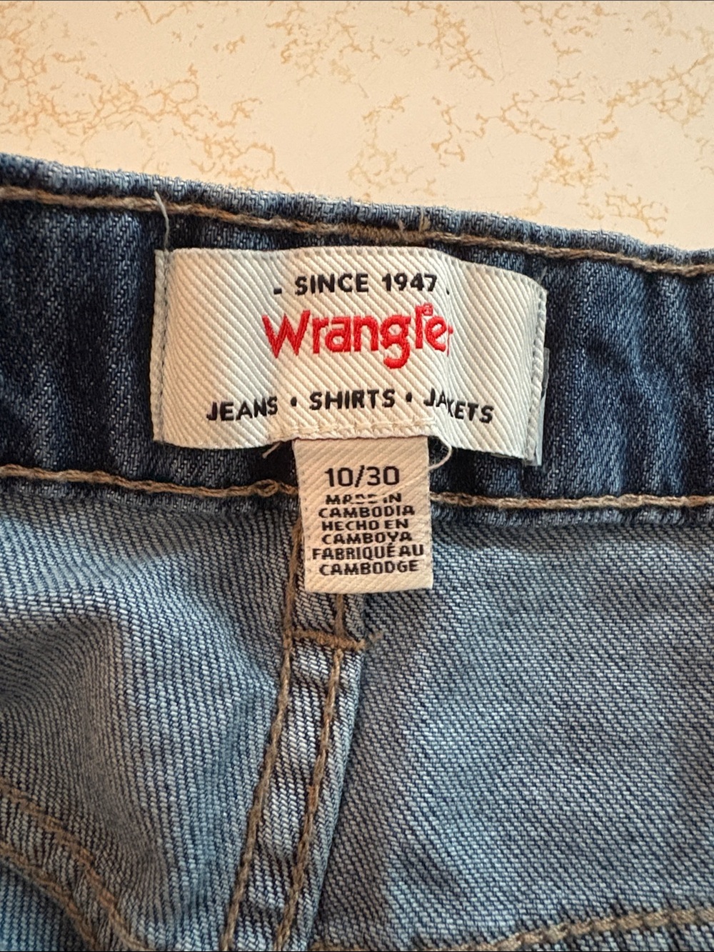 NEW - Wrangler Women's High Rise Denim Shorts - Light Blue - Picture 3 of 3
